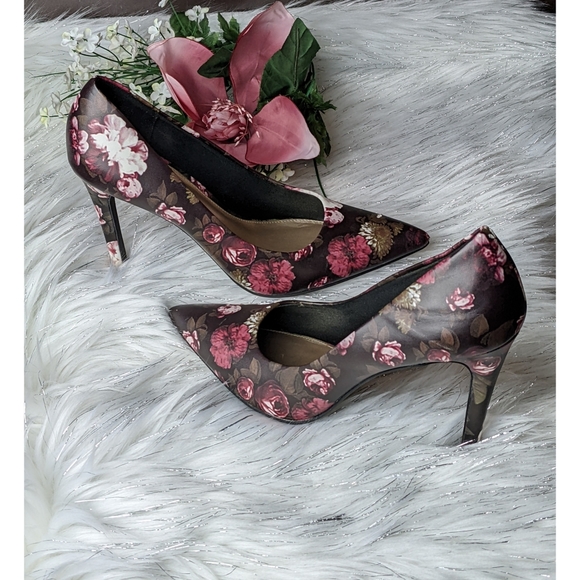 Christian Siriano | Purple Floral Heels Pumps Slip On Pointed Toe Women Size 10 - Picture 4 of 9